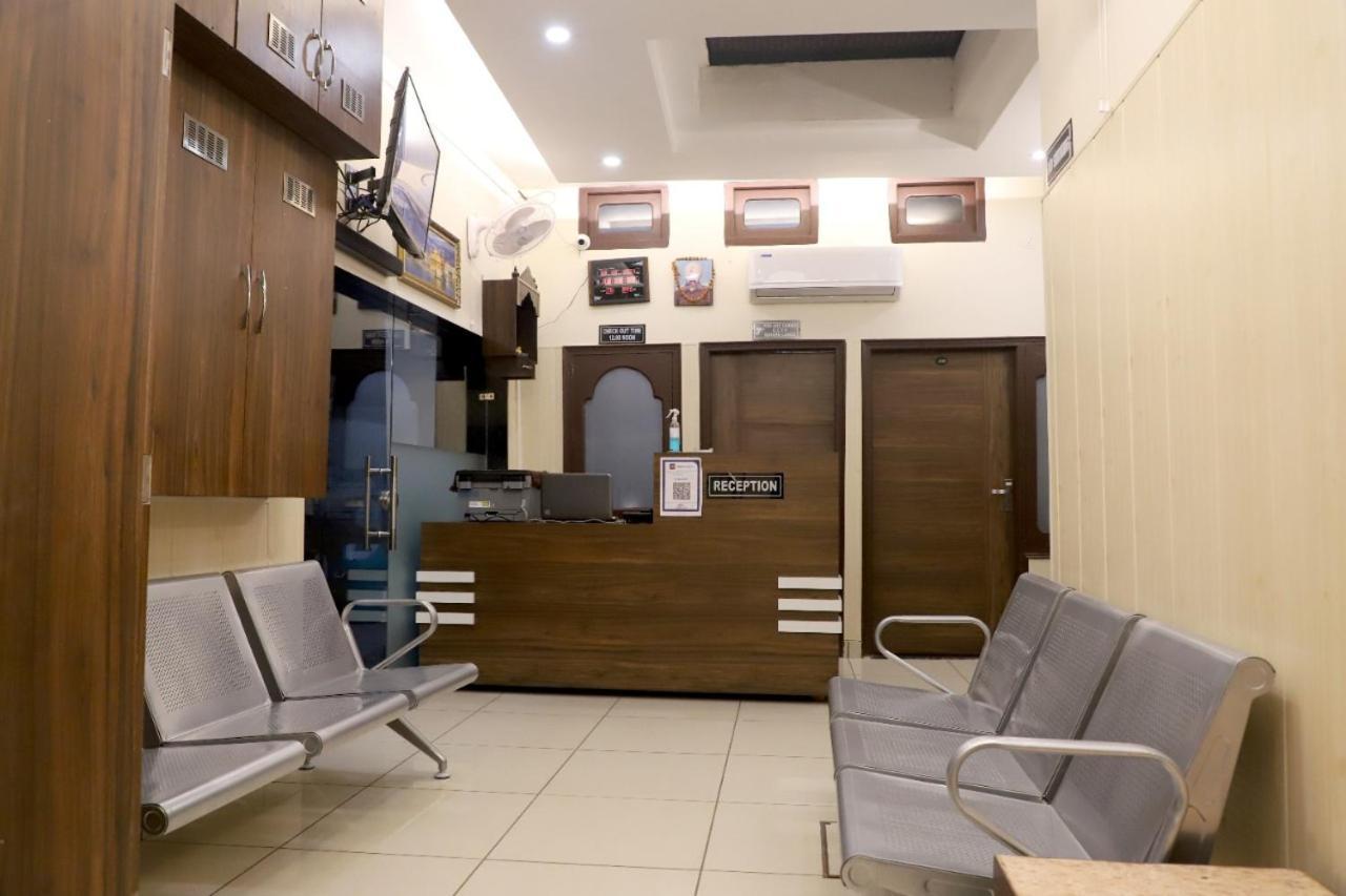 Rk Lodge Amritsar Esterno foto