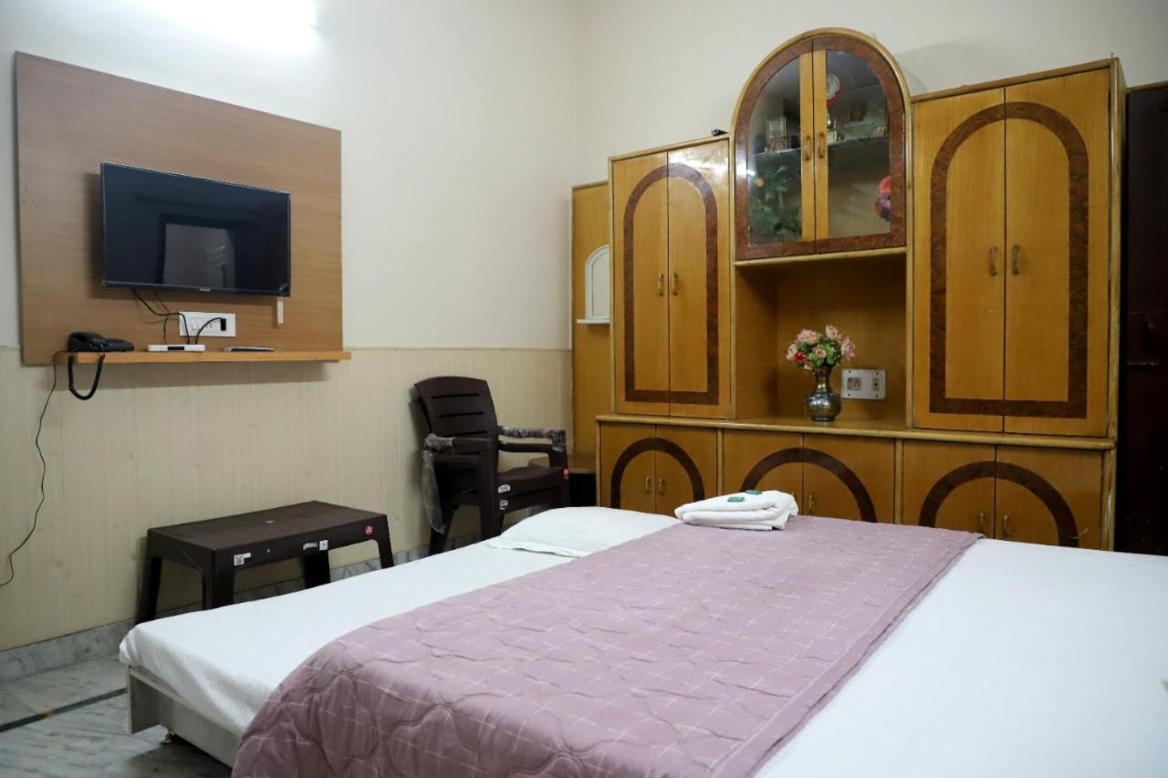 Rk Lodge Amritsar Esterno foto
