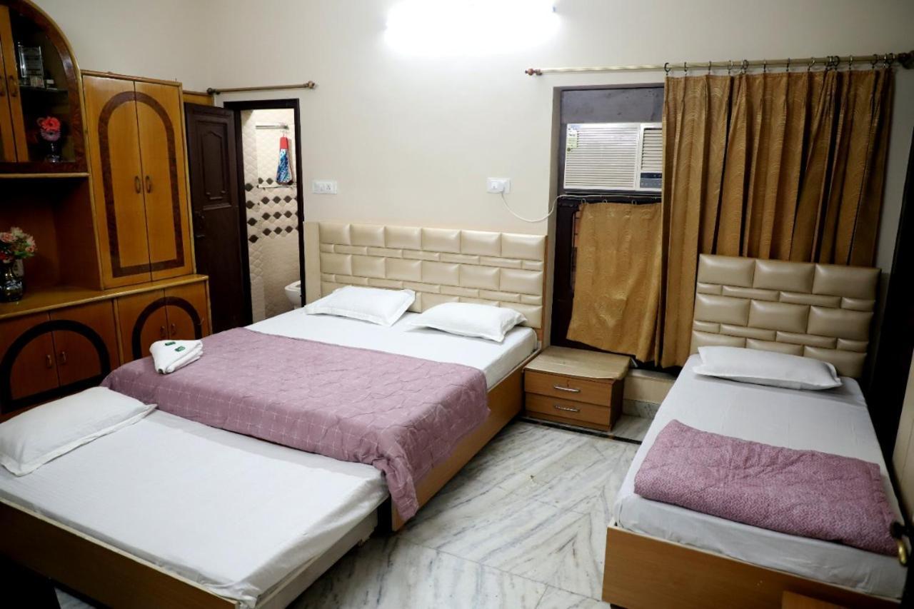Rk Lodge Amritsar Esterno foto